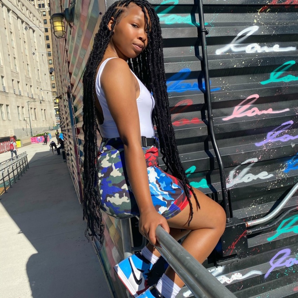 Meet your Posher, Nyla